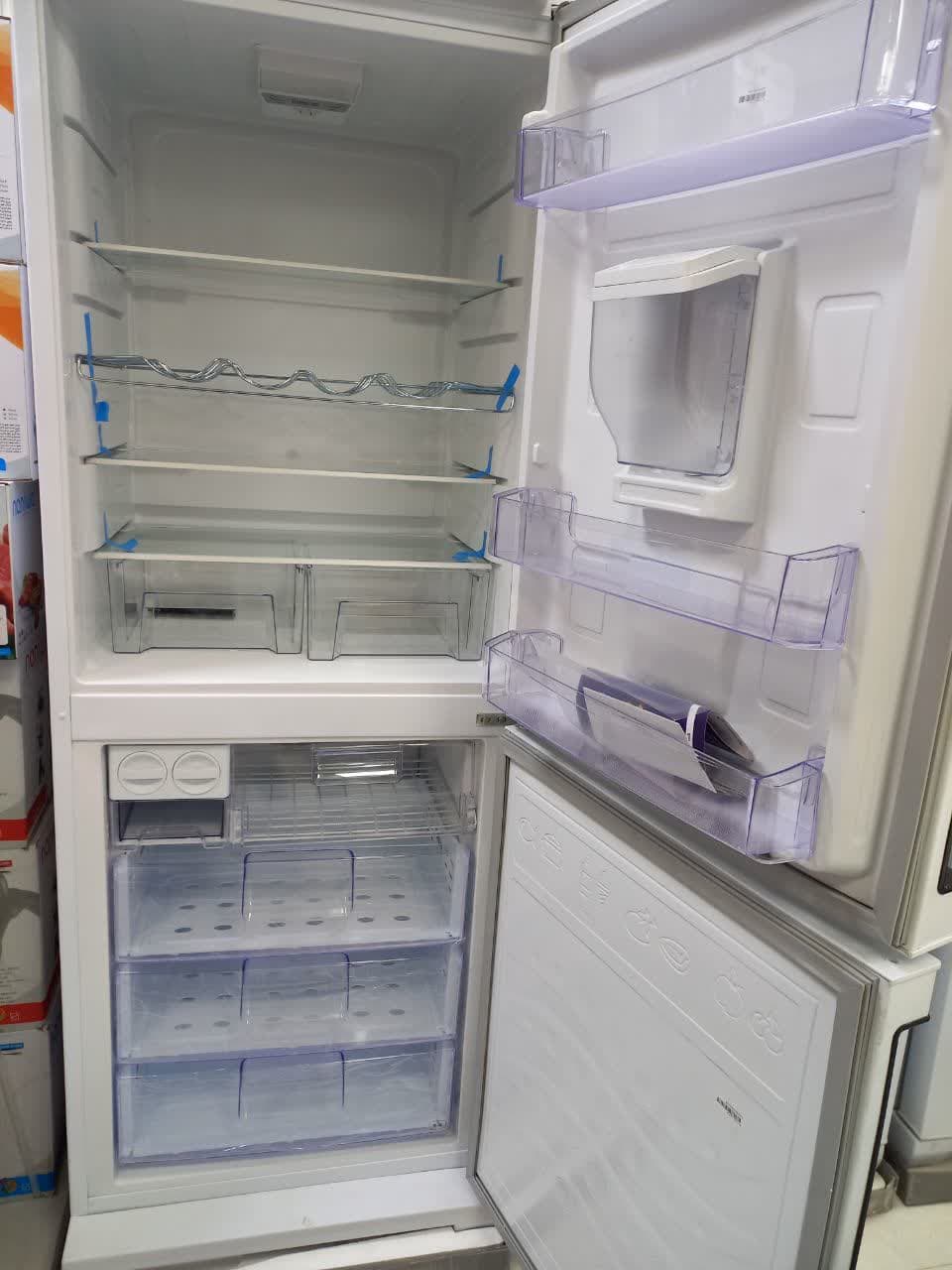 یخچال فریزر سوزان ۲۲فوت مدل فلت(دستگیره مخفی) ا Refrigerator Freezer Model Felat 22
